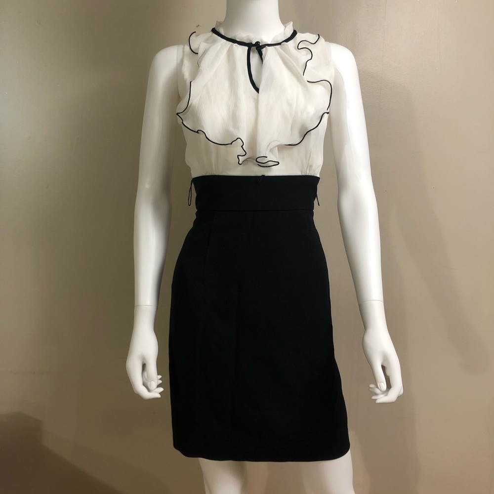 Bwear Ruffle Top Keyhole Dress - Size 9